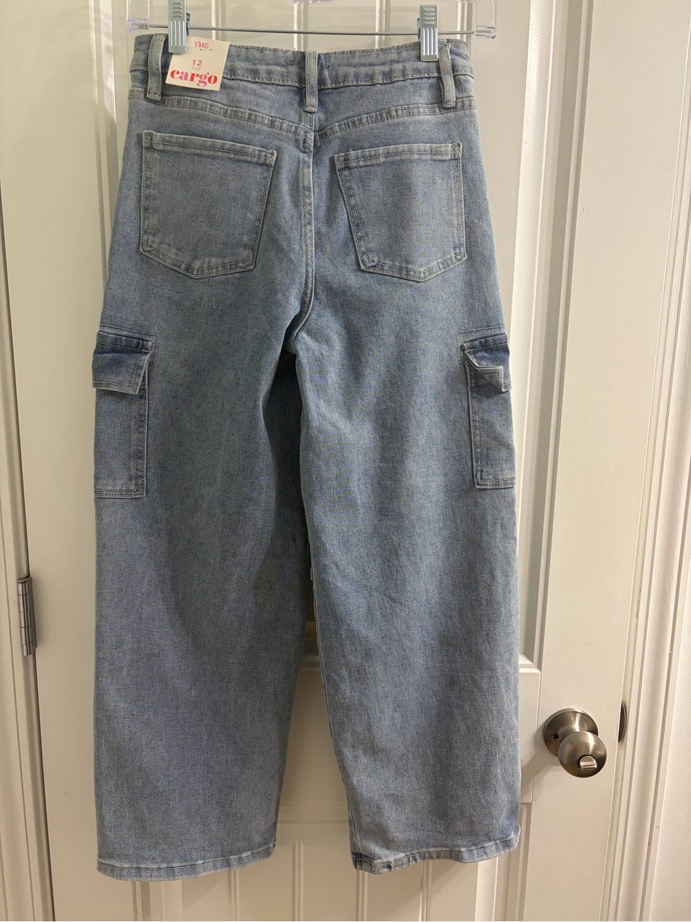 YMI Girl Light Wash Blue Denim Wide-Leg Barrel Cargo Jeans Sz Y12 - Picture 3 of 8